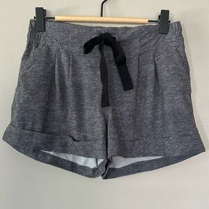 NOT FOR SALE Lululemon Spring Break Away Short‎ Sz 4